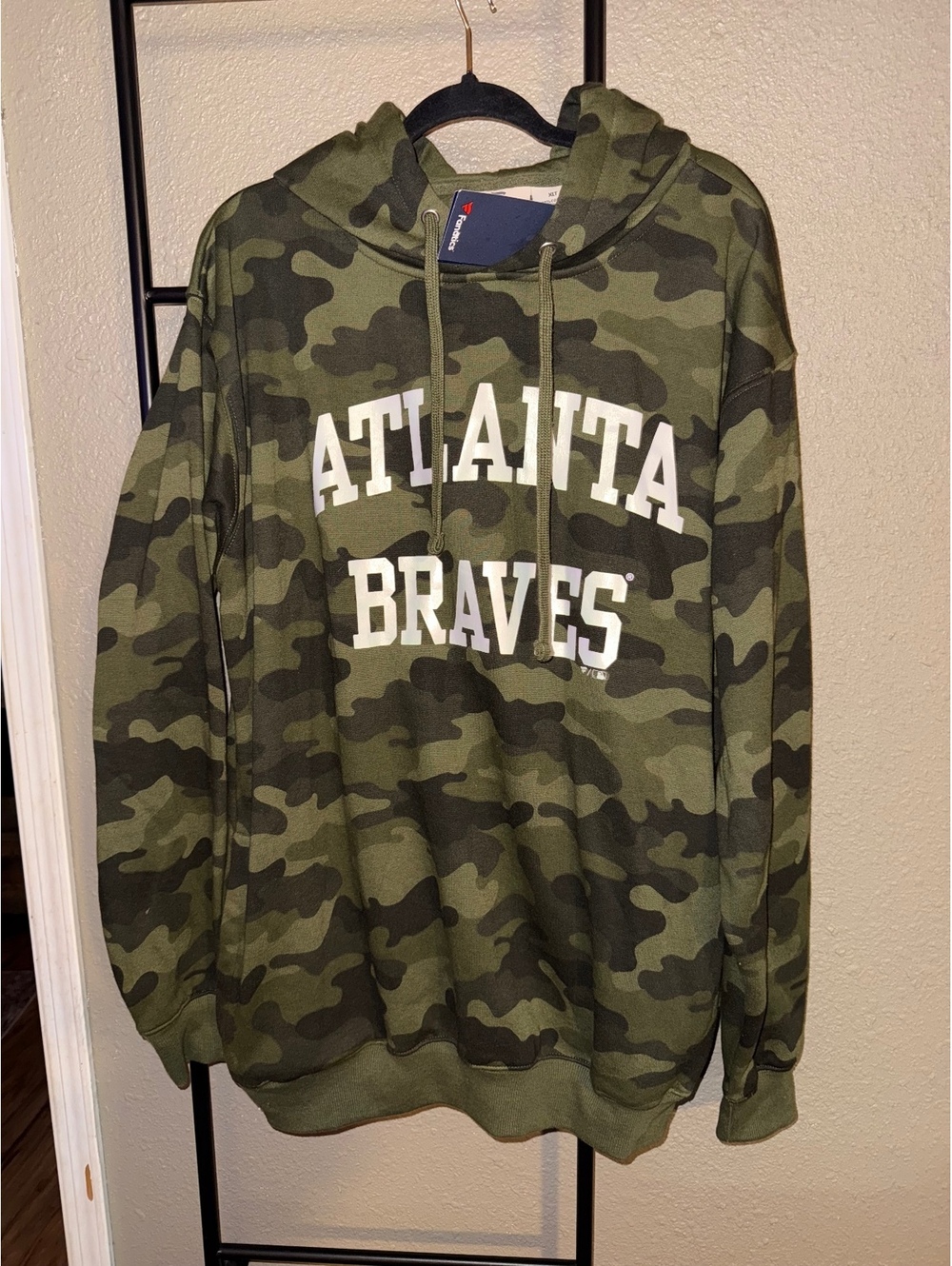 NWT Fanatics Atlanta Braves Camo Hoodie XLT